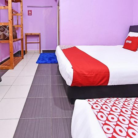 Oyo 90561 Awan Biru Motel Pantai Cenang  Luaran gambar