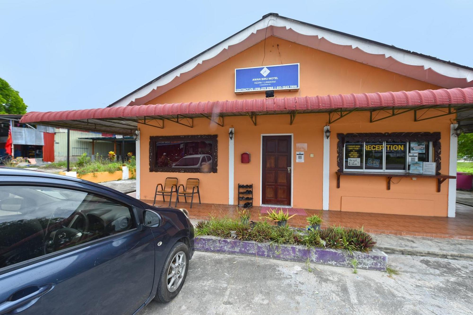 Oyo 90561 Awan Biru Motel Pantai Cenang  Luaran gambar